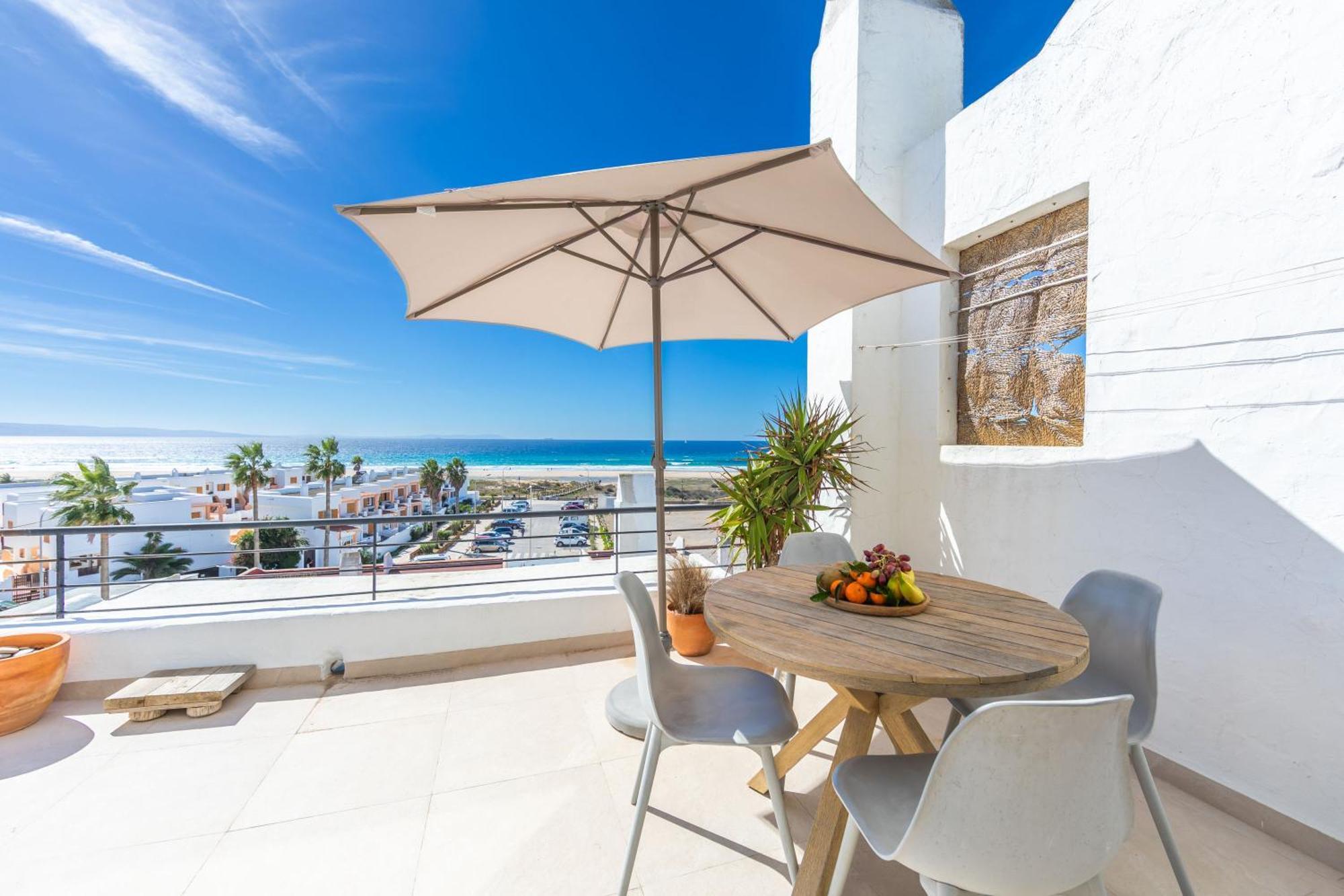 Los Lances Beach Apartments Tarifa Bagian luar foto