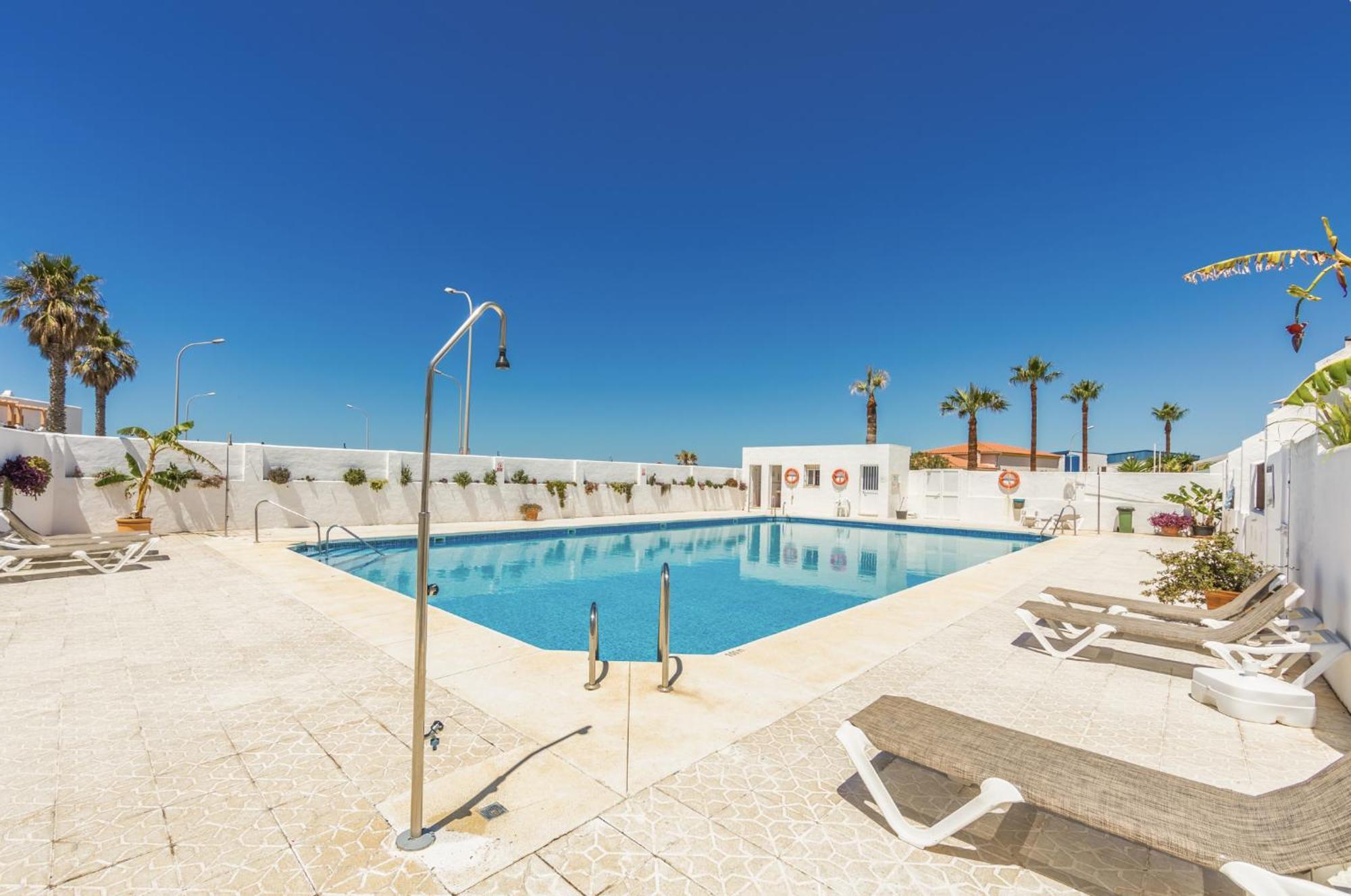 Los Lances Beach Apartments Tarifa Bagian luar foto