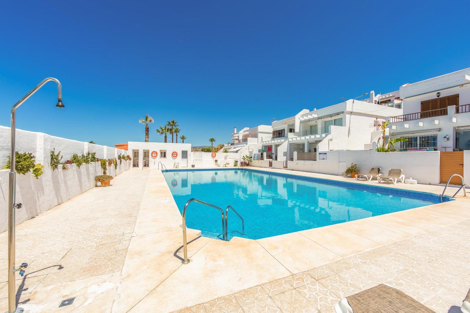 Los Lances Beach Apartments Tarifa Bagian luar foto