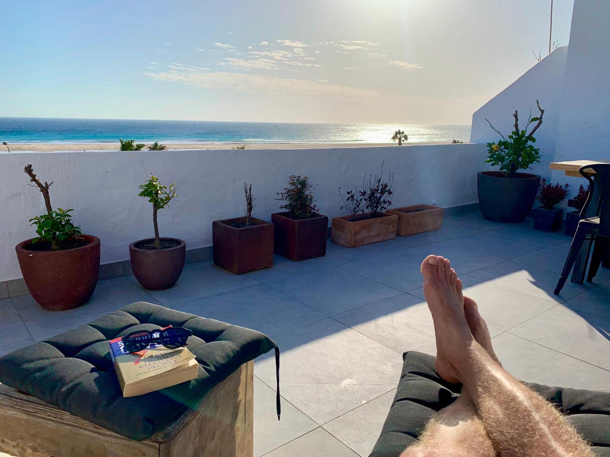 Los Lances Beach Apartments Tarifa Bagian luar foto