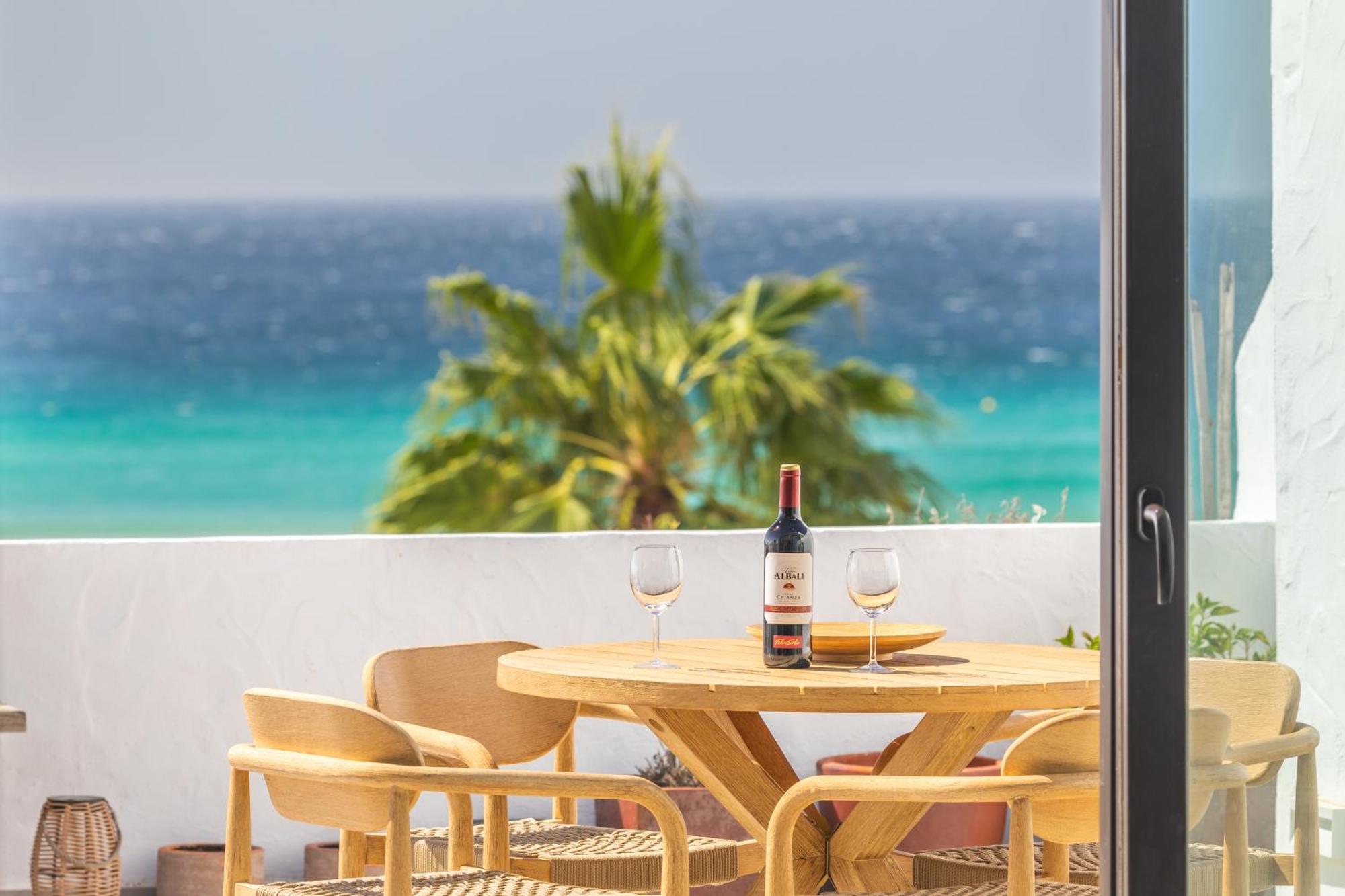 Los Lances Beach Apartments Tarifa Bagian luar foto
