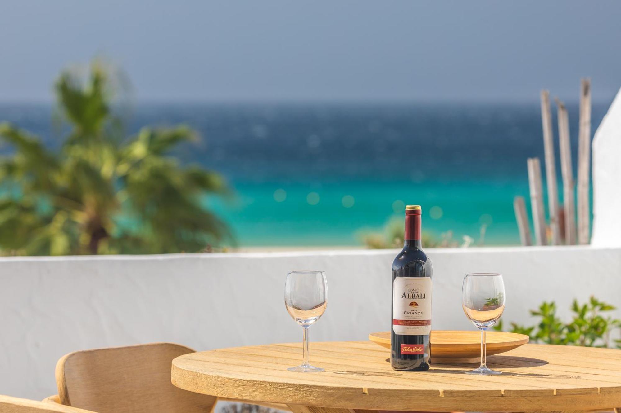 Los Lances Beach Apartments Tarifa Bagian luar foto